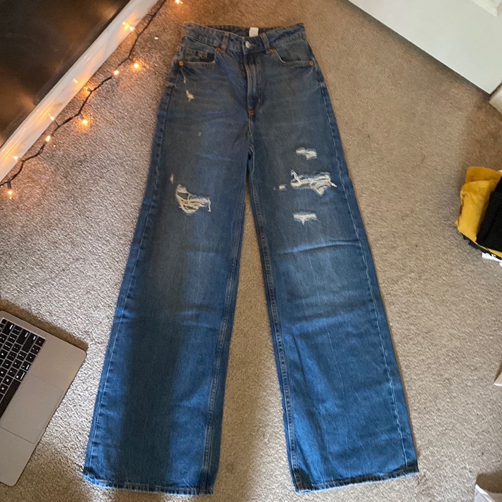 Flare medium wash DIVIDED jeans